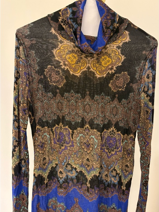 Etro Tops - Etro Paisley Print Long Sleeve turtleneck top. Lightweight, drapey fabric
